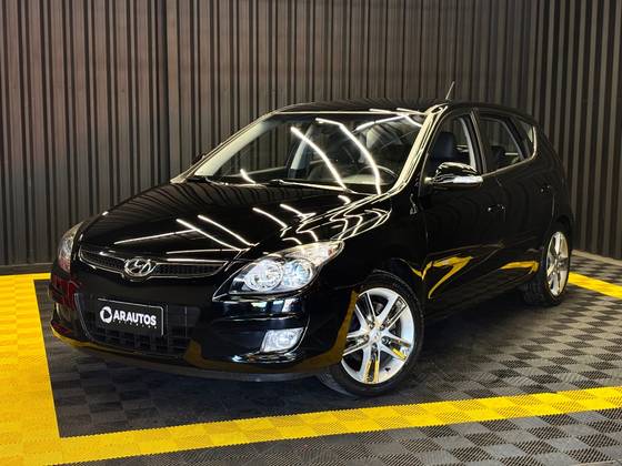 HYUNDAI I30 2.0 MPI 16V GASOLINA 4P MANUAL HYUNDAI I30 2.0 MPI 16V GASOLINA 4P MANUAL